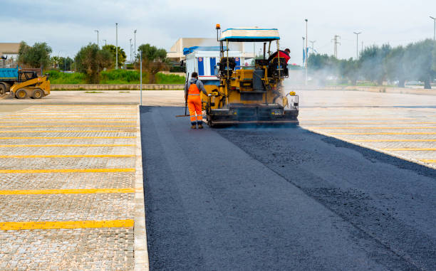 Best Local Driveway Pavers  in Lakeland North, WA